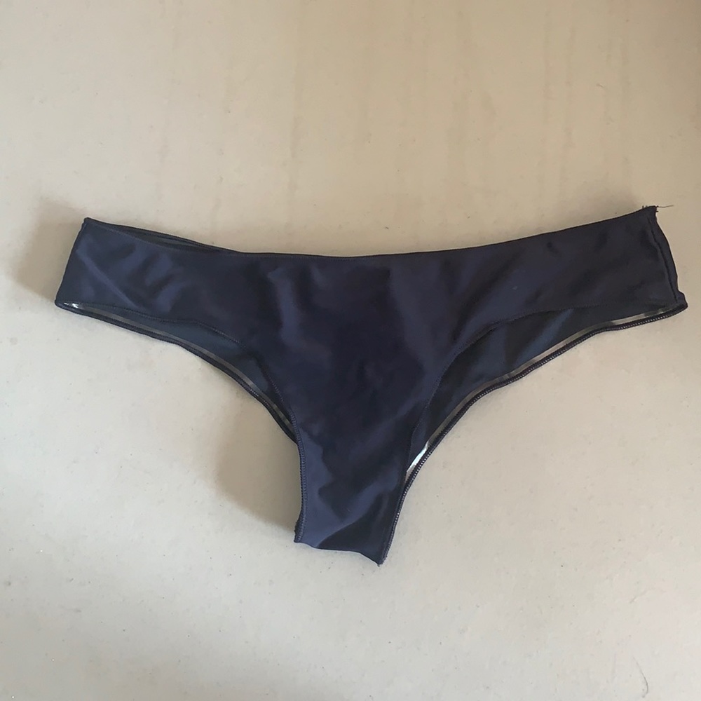 ruched bikini bottoms